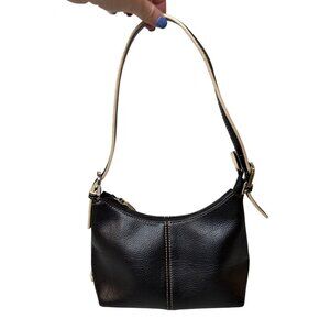 Y2K Nine & Company Black Leather Mini Shoulder Bag Design Zip Closure